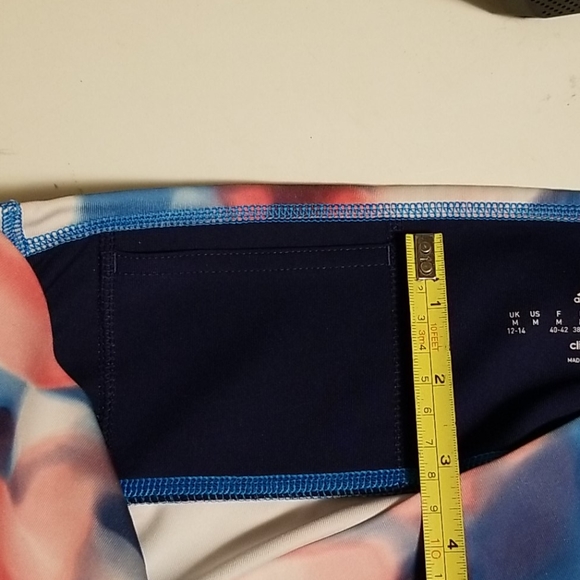 Adidas pants - Picture 9 of 10